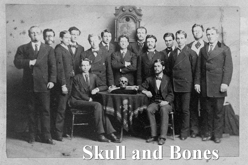 Società-segreta-Skull-and-Bones (USA)